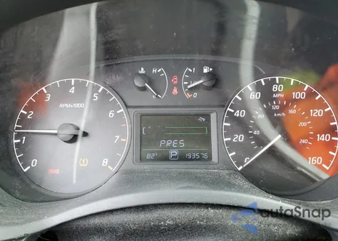 2014 Nissan Sentra S from USA, damaged, VIN 3N1AB7APXEY330084